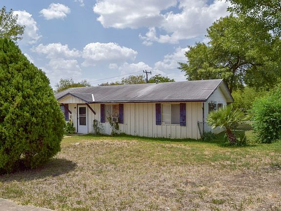 3rd image of 159 Peach Valley Dr