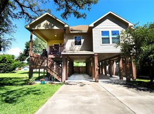 1013 Bryan Ave, Seabrook, TX 77586