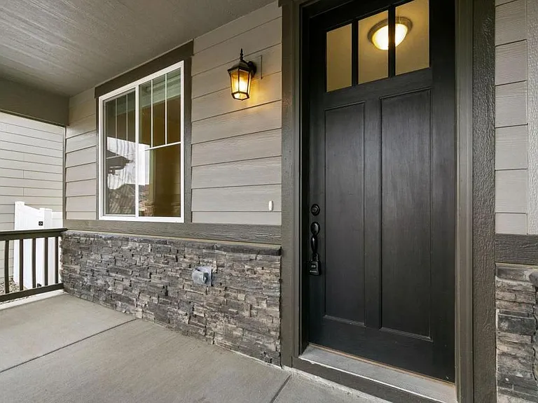 1867 Paley Dr — Photo 3