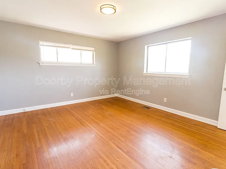 3810 Nandena Dr — Photo 19