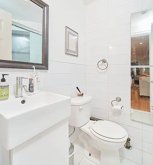 236 E 33rd St #1DD — Photo 8
