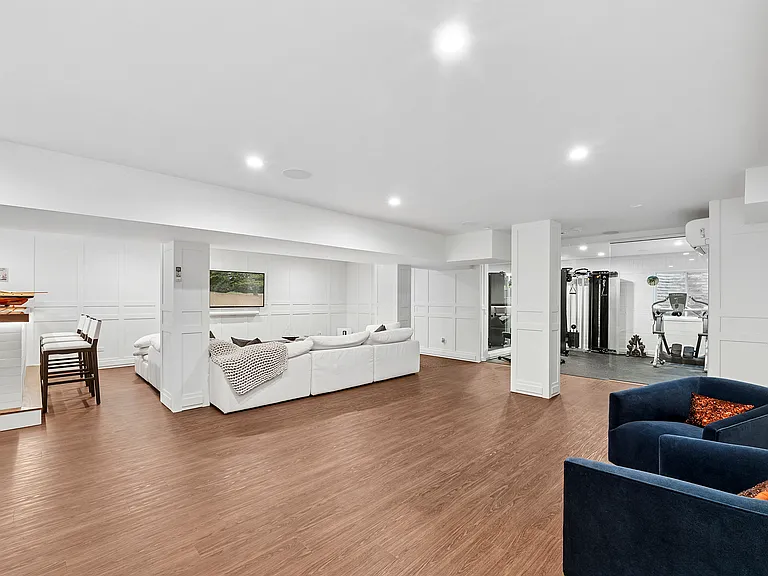 124 Underwood Dr — Photo 21