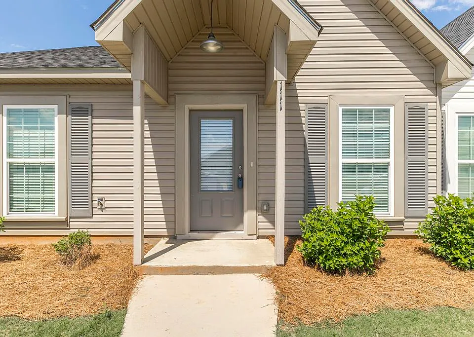 101 Webster Way #1