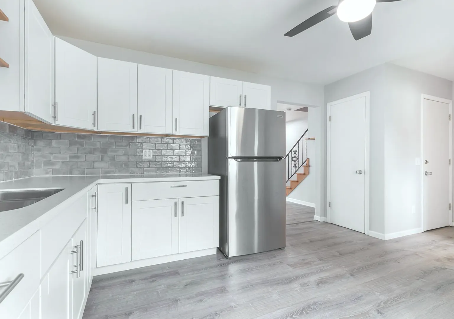 4708 Jenewein Rd — Photo 2