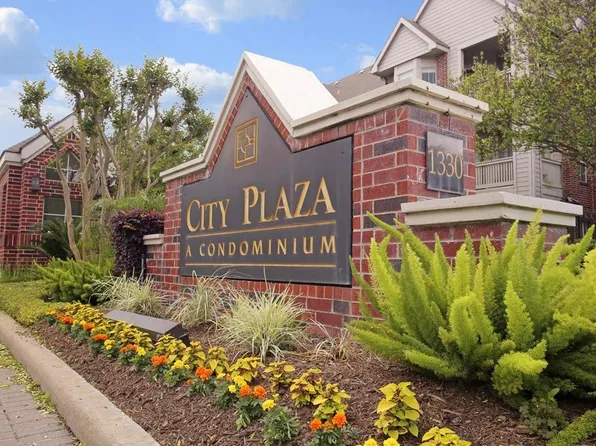 1330 Old Spanish Trl, Houston, TX
