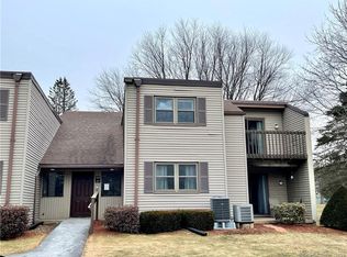 1611 Twin Circle Dr UNIT 1611, South Windsor, CT 06074