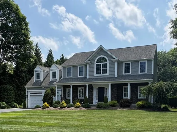 6 Val Jean Dr, Greenville, RI 02828