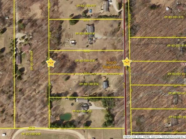 5114 Dutton Rd, Gregory, MI 48137