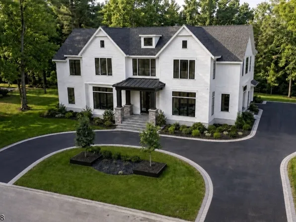 45 Great Hills Rd, Millburn Twp., NJ 07078