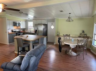 38981 Stapley Cir, Zephyrhills, FL 33540