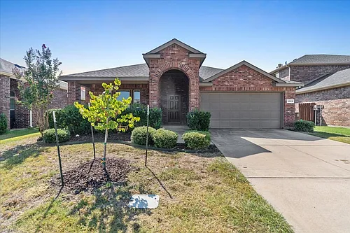 1729 Park Trails Blvd Photo 1