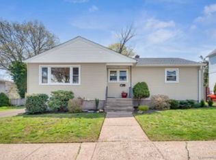 19 Clifford Ter, New Haven, CT 06512