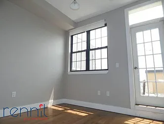 Rented by Rennit Inc.