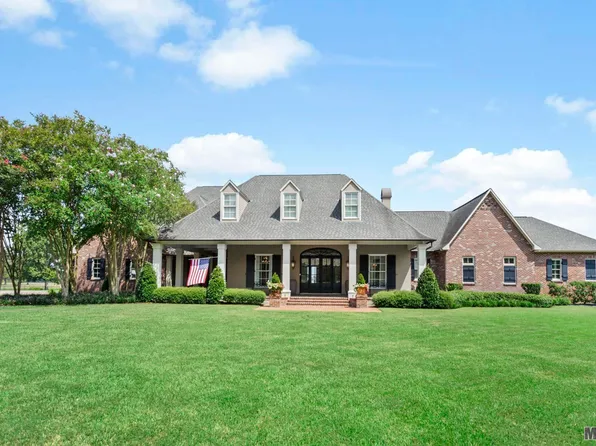 22221 Rabbit Run Dr, Baton Rouge, LA 70817