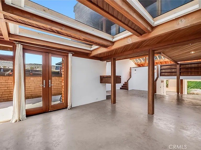 1625 Catalina — Photo 16
