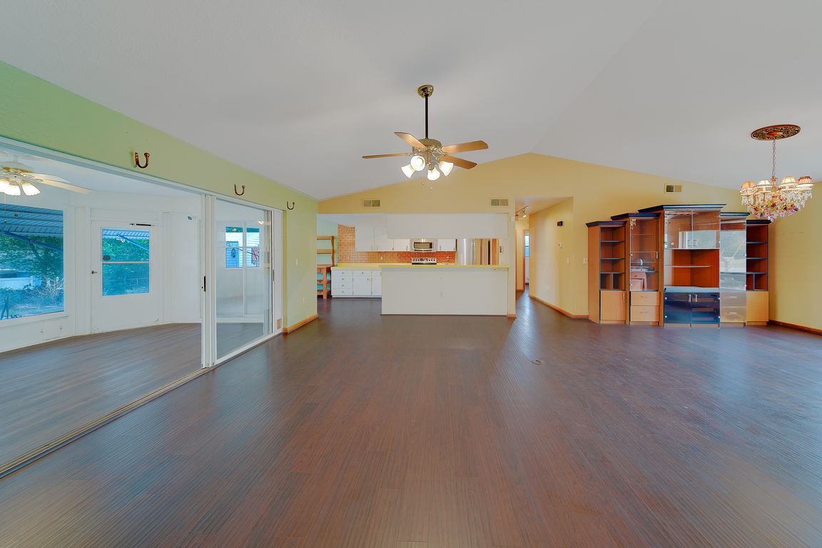 next background image