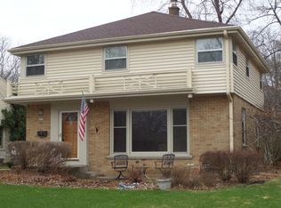 4939 W Jackson Park Dr, Milwaukee, WI