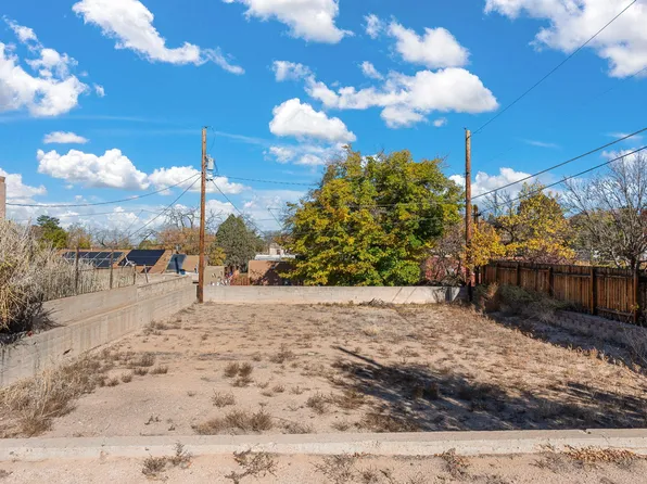 2935 San Rafael Ave SE, Albuquerque, NM 87106