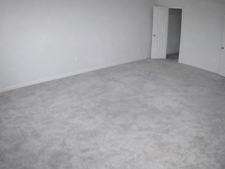 46375 Shining Willow Ln #F — Photo 17