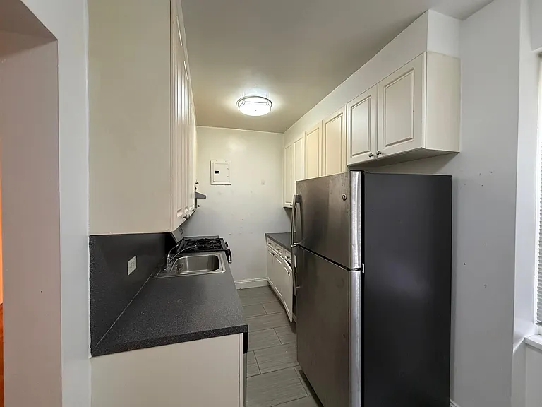 17290 Highland Ave #2B — Photo 3