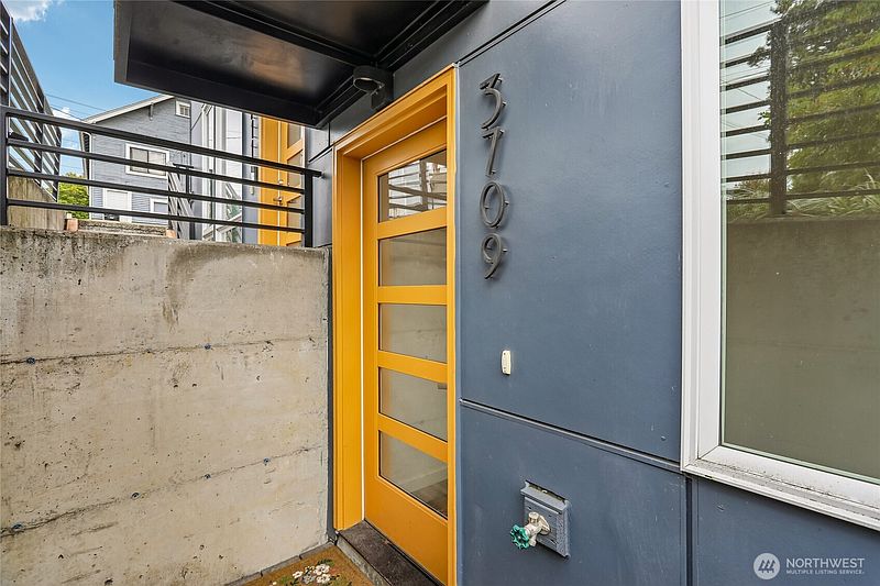 2nd image of 3709 S Dakota Street