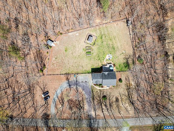 5th image of 191 Sam Boyd Rd