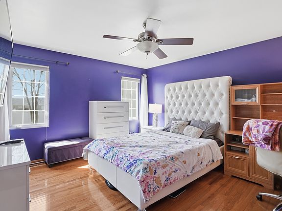 5th image of 862 Berkshire Pl