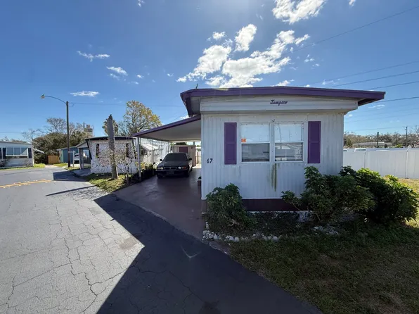 6211 15th St E #67, Bradenton, FL 34203