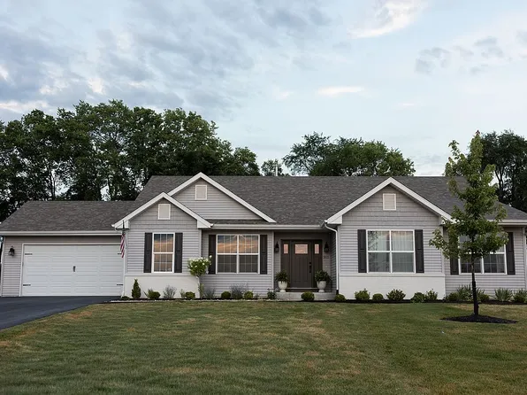 301 Whitetail Trl, Belvidere, IL 61008
