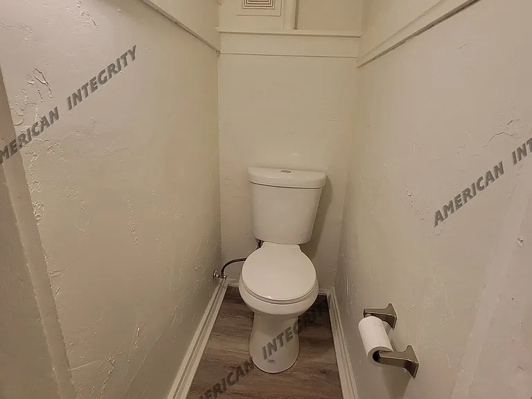 15 N Van Lear St — Photo 7
