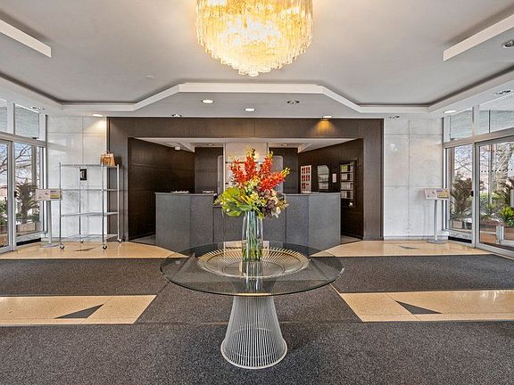 3rd image of 3950 N Lake Shore Dr APT 1204