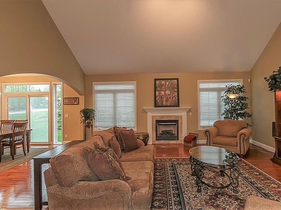5th image of 7310 Highbluff Ct