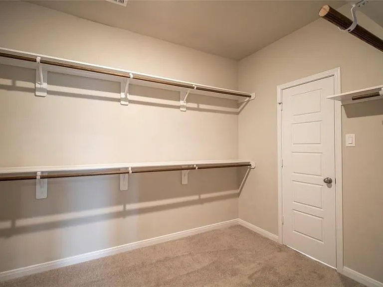 21449 Kings Guild Ln — Photo 21
