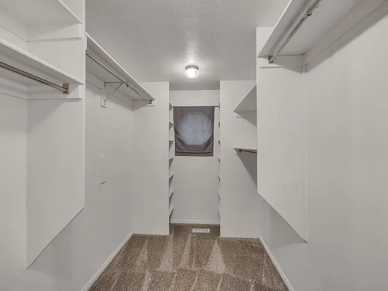 567 N Allanwood Pl — Photo 15