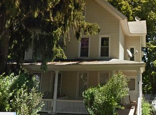 8 Lester St, Ansonia, CT 06401