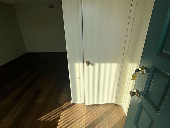 2nd image of 4006 Daves Way
