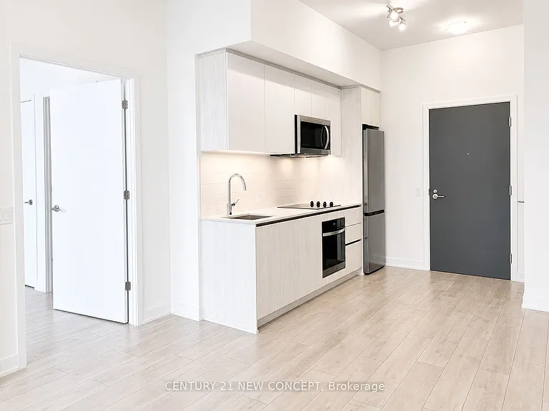 5858 Yonge St #Penthouse 10 — Photo 4