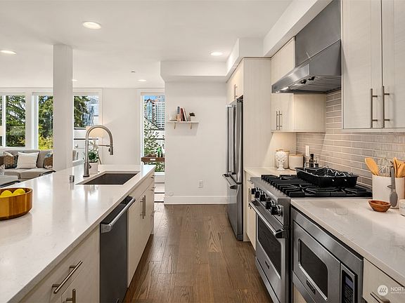 5th image of 10708 SE 2nd Street