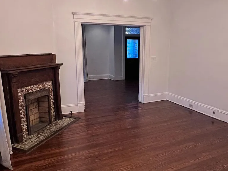 Dining Room / Flex