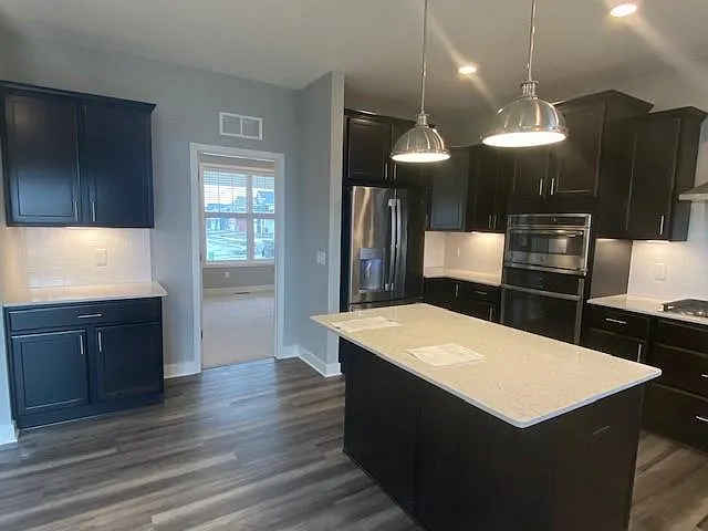 18386 Greenstone Way — Photo 5