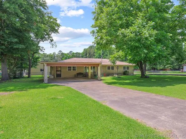 107 Maple St, Broken Bow, OK 74728