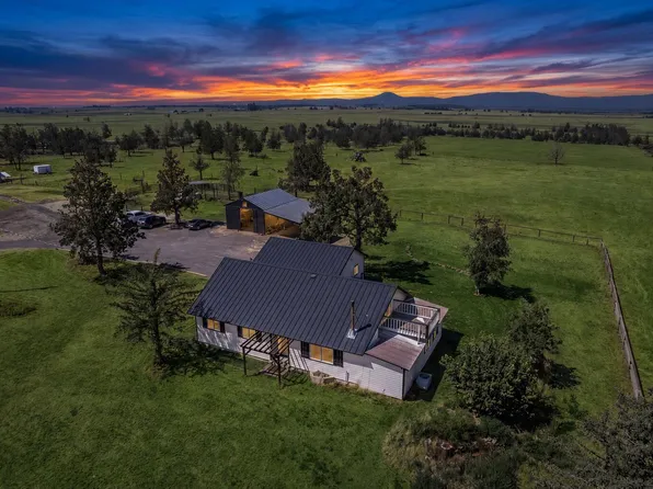 9440 SW Feather Dr, Culver, OR 97734