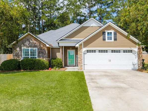 3951 Karaline Cir, Valdosta, GA 31605