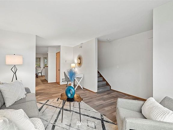 3rd image of 4217 164th St SW APT C106