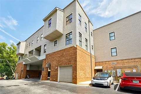 1963 Hosea L Williams Dr SE #210 — Photo 44