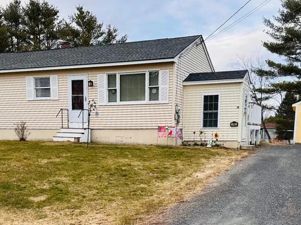 12 Somerset Avenue, Fairfield, ME 04937