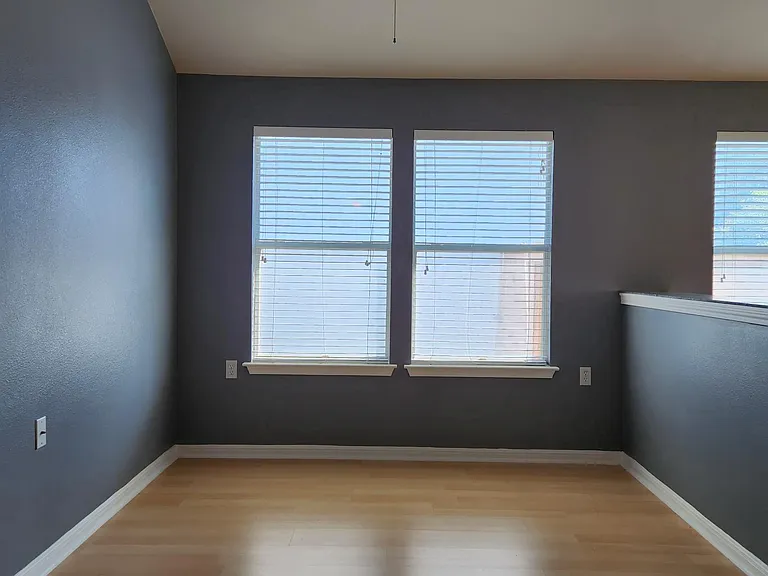 717 Sheraton Ave — Photo 11