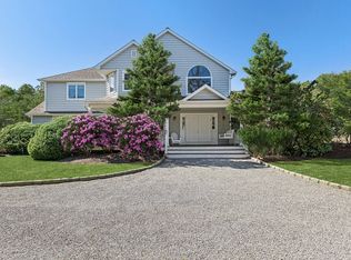 4 Polo Grounds Ln, East Quogue, NY 11942