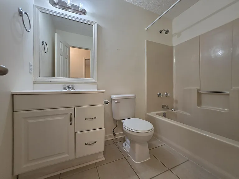 2289 Estate Cir — Photo 11
