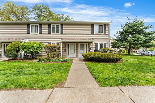 42 Village Brook Ln Photo 1